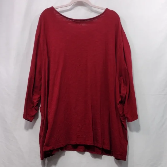 Women's Red Embroidered Top - Picture 5 of 7